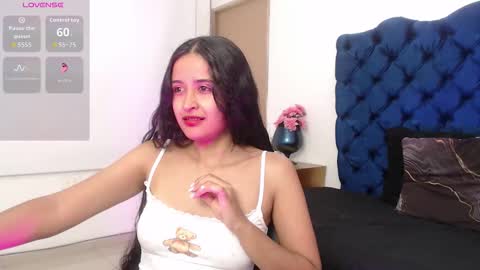 Lili online show from October 14, 2025, 3:07 am