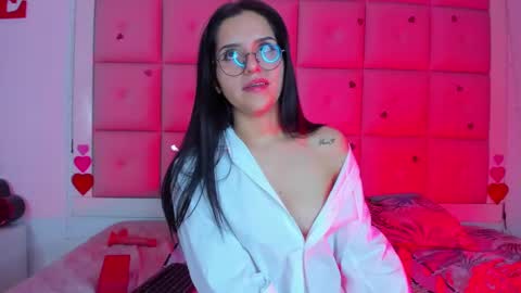 Snapshot of lili_bykers chatting on February 12, 2025, 8:59 am lili_bykers online show from February 12, 2025, 8:59 am