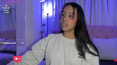 Snapshot of lili_gime chatting on October 24, 2025, 11:56 pm Lili online show from October 24, 2025, 11:56 pm