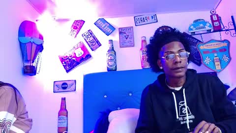 lili_roussi online show from October 12, 2025, 12:31 am