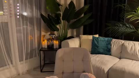 Lili  Nude ONLY Ticket or Fansly  online show from November 6, 2025, 9:37 pm