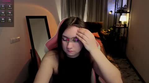 Snapshot of lilian_wood chatting on February 20, 2026, 5:37 am Kate online show from February 20, 2026, 5:37 am