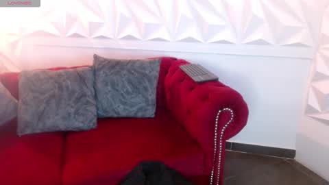 liliana online show from March 18, 2026, 12:25 am