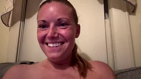 Snapshot of lilianaslilsecret chatting on June 8, 2026, 6:47 am LilianaX online show from June 8, 2026, 6:47 am