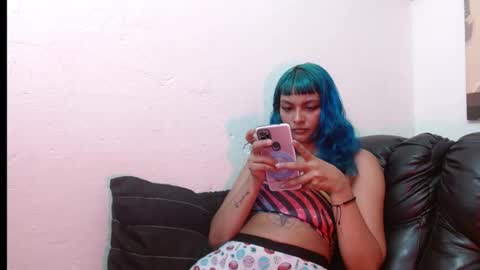 yesica online show from July 11, 2026, 2:36 am