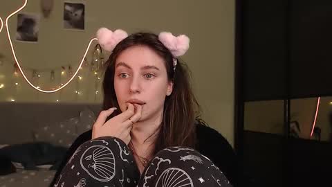 Snapshot of liliatlu chatting on October 14, 2025, 7:25 pm Lilu online show from October 14, 2025, 7:25 pm