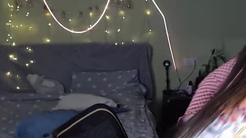 Snapshot of liliatlu chatting on October 27, 2025, 1:53 am Lilu online show from October 27, 2025, 1:53 am