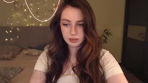 Snapshot of liliatlu chatting on November 9, 2025, 3:43 pm Lilu online show from November 9, 2025, 3:43 pm