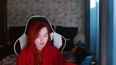 liliawoolf online show from February 13, 2025, 6:20 am