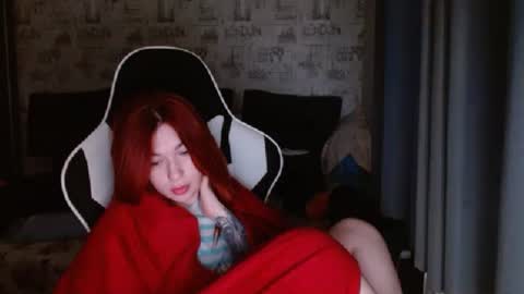 liliawoolf online show from February 17, 2025, 5:36 am