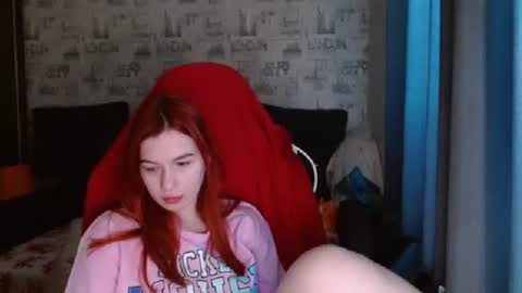 liliawoolf online show from February 24, 2025, 5:43 am