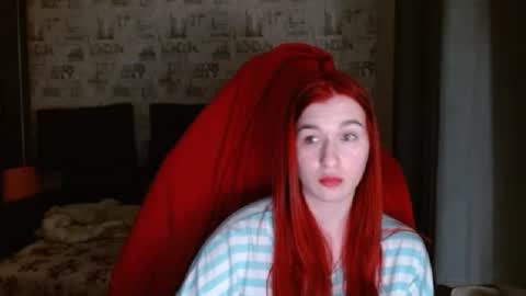 liliawoolf online show from February 24, 2025, 7:09 pm