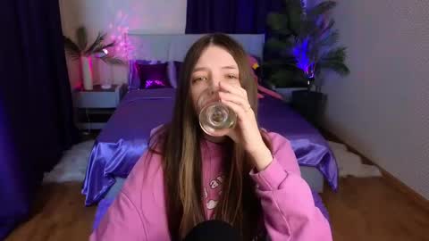 Snapshot of lilibakery chatting on December 2, 2024, 10:12 pm Lili Bakery online show from December 2, 2024, 10:12 pm