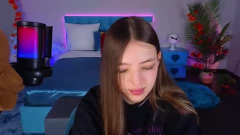 Snapshot of lilibakery chatting on November 3, 2025, 3:41 am Lili Bakery online show from November 3, 2025, 3:41 am