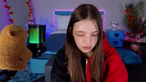 Snapshot of lilibakery chatting on November 7, 2025, 4:01 am Lili Bakery online show from November 7, 2025, 4:01 am