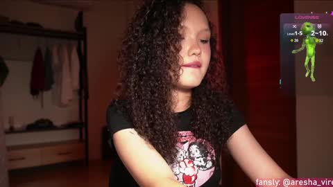 Lilica  online show from October 3, 2025, 6:16 pm