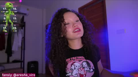 Lilica  online show from October 19, 2025, 7:53 am