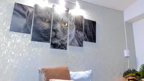 Lili Cooper online show from February 4, 2025, 11:59 pm