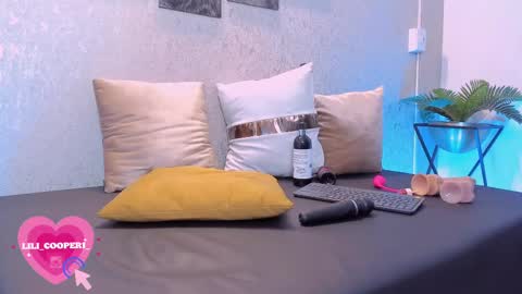 Lili Cooper online show from March 6, 2025, 10:26 pm