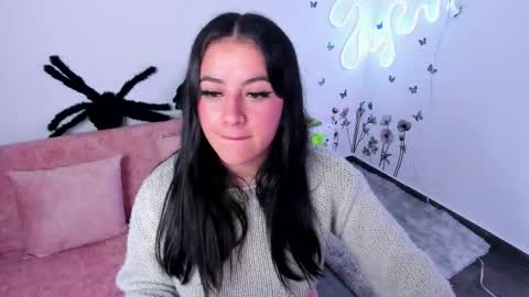 Lilie  online show from January 14, 2026, 9:42 pm