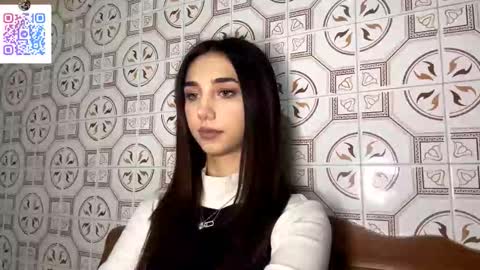 Lina online show from December 16, 2025, 10:15 pm