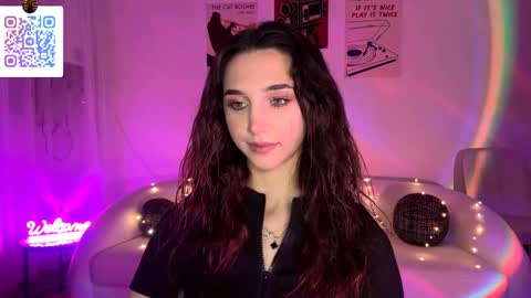 Lina online show from March 19, 2026, 10:25 pm