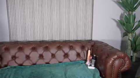 Snapshot of lilii_peach chatting on June 30, 2026, 12:11 am lilii peach online show from June 30, 2026, 12:11 am