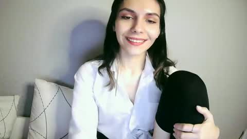 lilirose online show from January 15, 2025, 9:20 pm