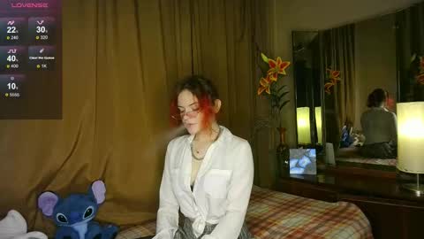 LilitDays online show from September 21, 2025, 7:04 pm