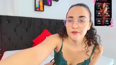 Lilith online show from October 7, 2025, 9:39 am