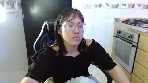 lilith  online show from February 9, 2026, 12:42 pm