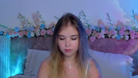 Lilith Bonheur online show from March 18, 2026, 8:12 pm