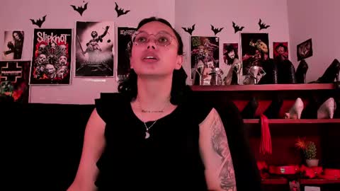 Snapshot of lilith_deveraux_ chatting on June 23, 2026, 7:23 pm MISTRESS LILITH online show from June 23, 2026, 7:23 pm