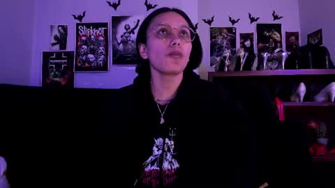 Snapshot of lilith_deveraux_ chatting on June 30, 2026, 4:46 am MISTRESS LILITH online show from June 30, 2026, 4:46 am