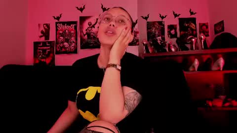 Snapshot of lilith_deveraux_ chatting on July 14, 2026, 4:06 am MISTRESS LILITH online show from July 14, 2026, 4:06 am