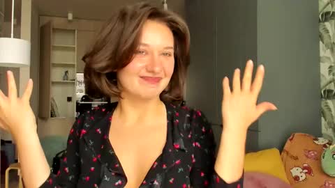 Snapshot of lilith_lutherlow chatting on November 8, 2025, 11:43 am lilith online show from November 8, 2025, 11:43 am