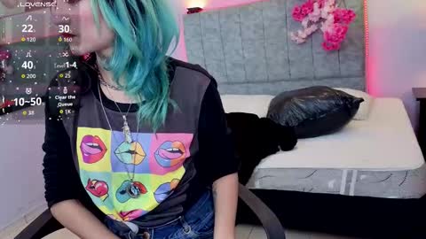 lilith_morgan01 online show from October 14, 2025, 12:17 pm