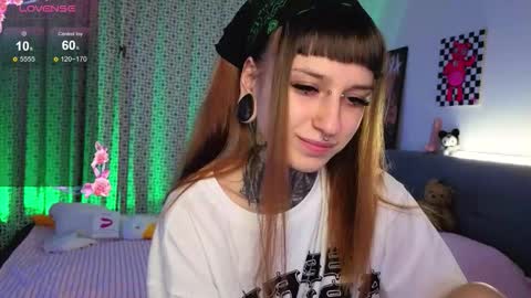 lilith_poison online show from October 23, 2025, 6:39 pm