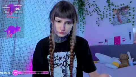 Snapshot of lilith_poison chatting on June 7, 2026, 6:00 pm lilith_poison online show from June 7, 2026, 6:00 pm