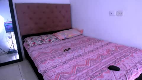 Lilith online show from December 13, 2025, 7:53 pm