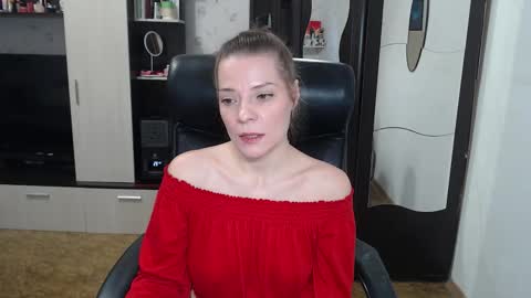 lilith small21 online show from February 16, 2026, 9:16 am