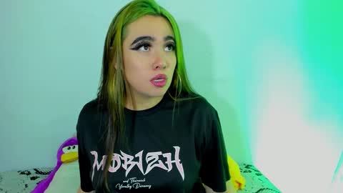 Snapshot of lilith_zenith20 chatting on November 16, 2025, 3:56 am Lilith online show from November 16, 2025, 3:56 am