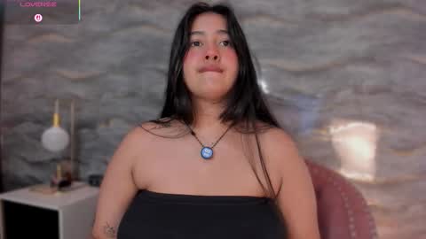 lilithcb_ online show from November 22, 2025, 9:36 pm