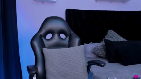 Snapshot of lilithcollins chatting on July 15, 2026, 12:54 pm LILIKTH online show from July 15, 2026, 12:54 pm