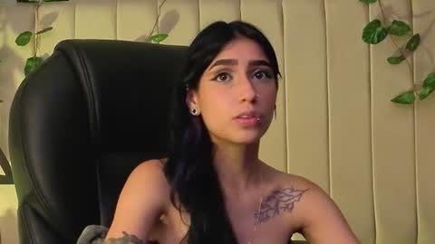 Snapshot of lilithcollins chatting on July 31, 2026, 2:38 pm LILIKTH online show from July 31, 2026, 2:38 pm