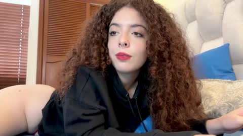 Snapshot of lilithdoeyes chatting on March 31, 2026, 2:50 pm Lilith online show from March 31, 2026, 2:50 pm
