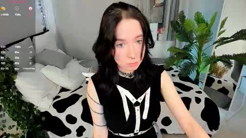 Lilith online show from September 14, 2025, 10:09 pm