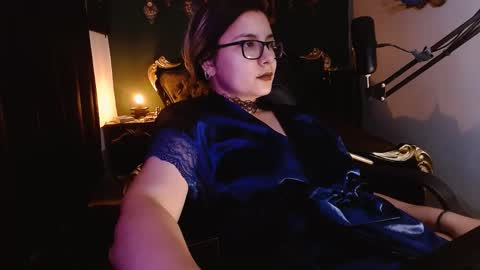 lilithmystic01 online show from February 21, 2025, 9:43 pm