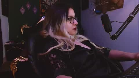 lilithmystic01 online show from March 8, 2025, 10:54 am