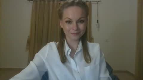 Snapshot of lilithnewdawn chatting on February 8, 2026, 9:29 pm lilithnewdawn online show from February 8, 2026, 9:29 pm